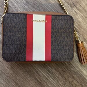 Michael Kors Jet Set MD camera crossbody bag